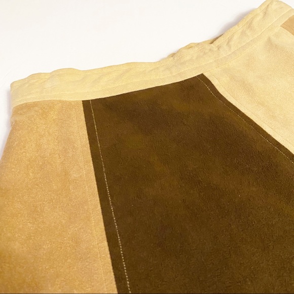 VINTAGE - FAUX SUEDE A-LINE MINI SKIRT - Picture 3 of 8